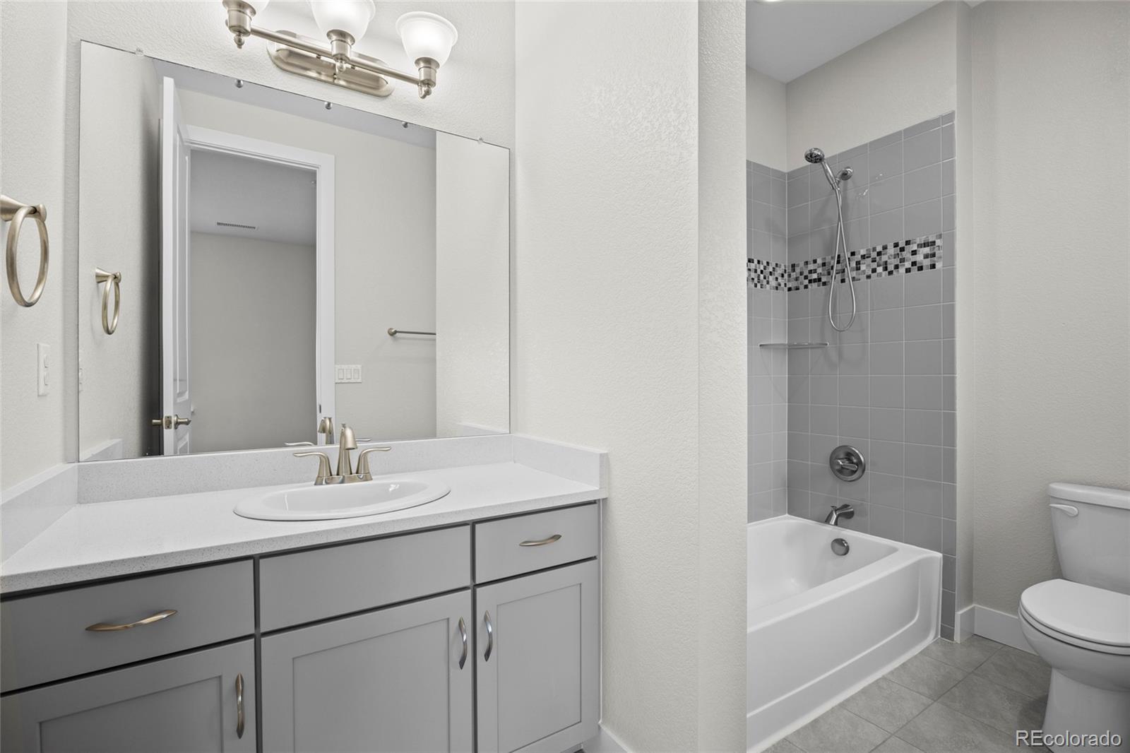 18463 W 92nd Lane Unit: 18463