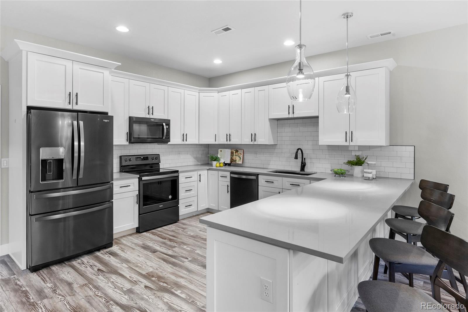 18463 W 92nd Lane Unit: 18463