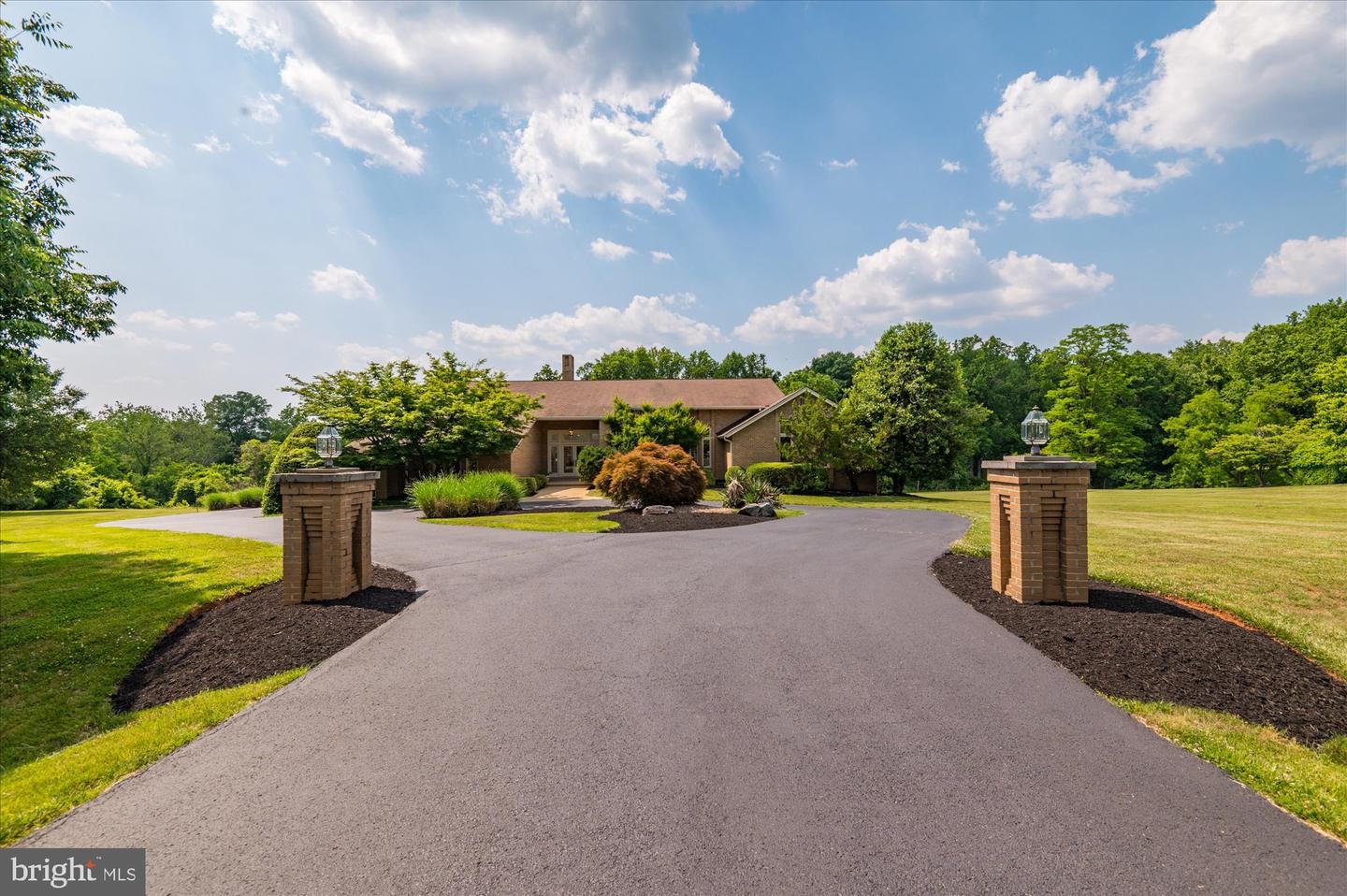 11013 Balantre Ln