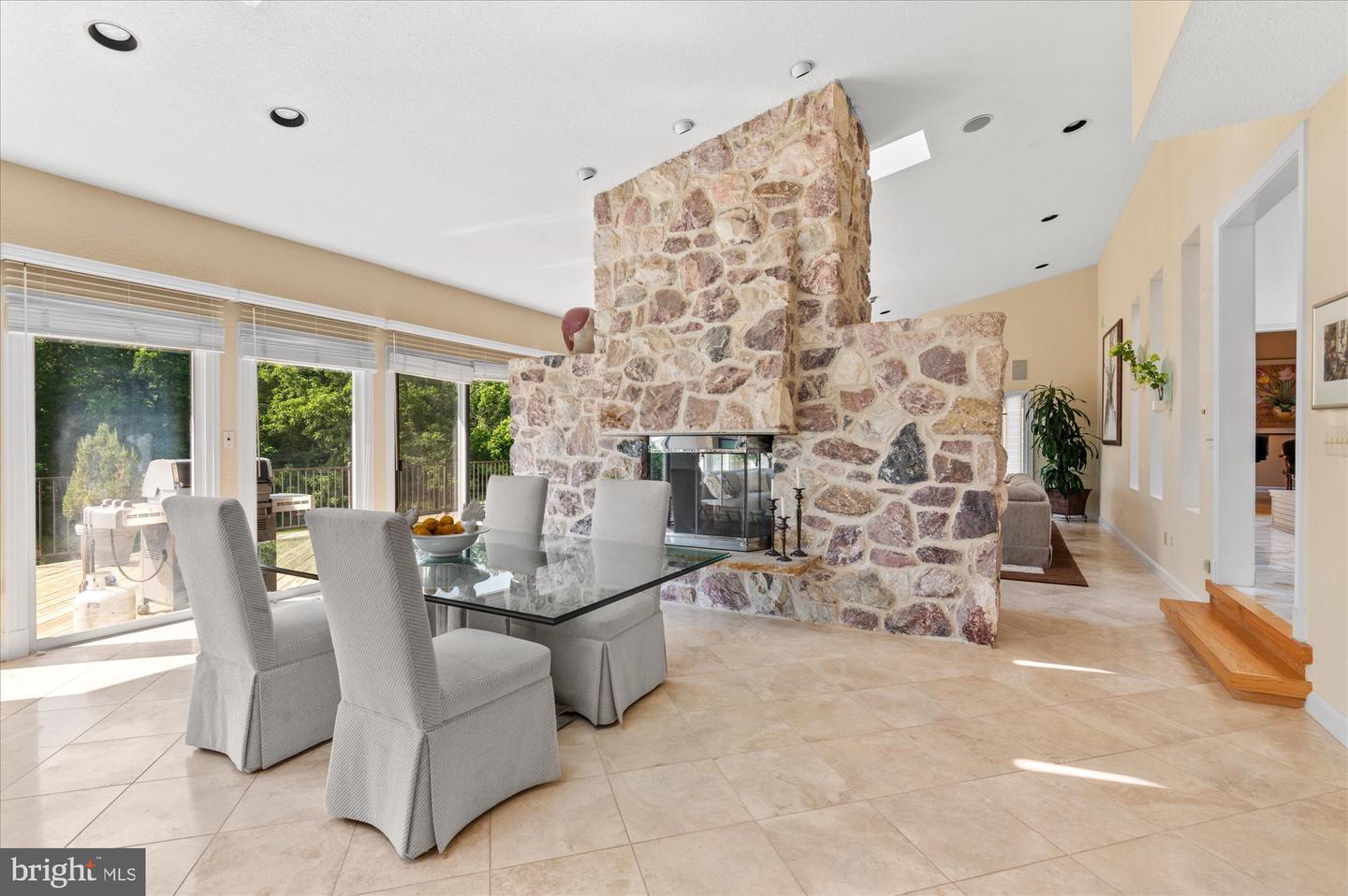 11013 Balantre Ln