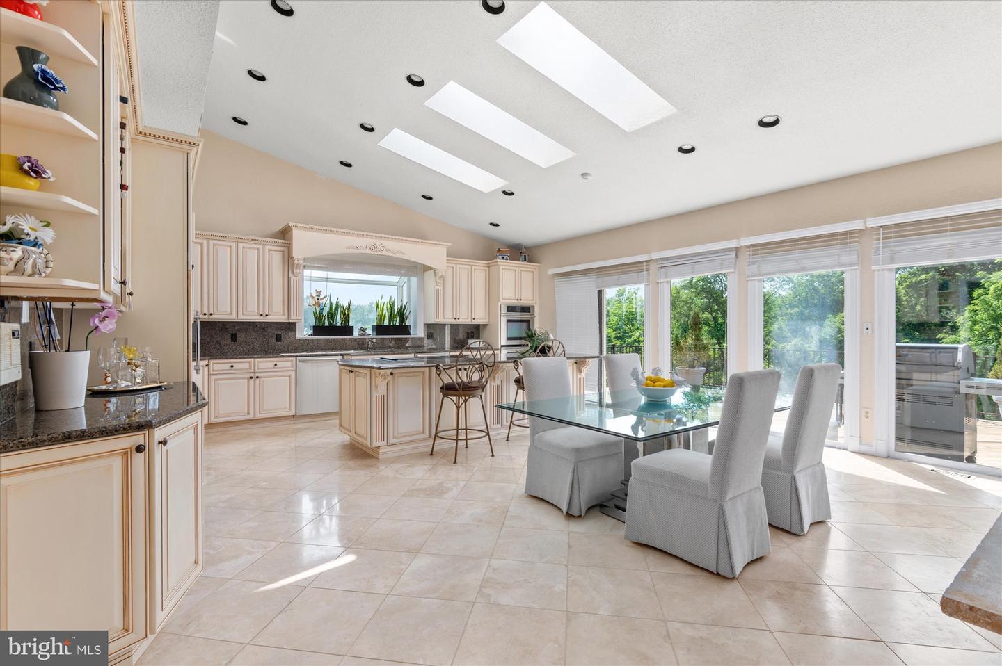 11013 Balantre Ln