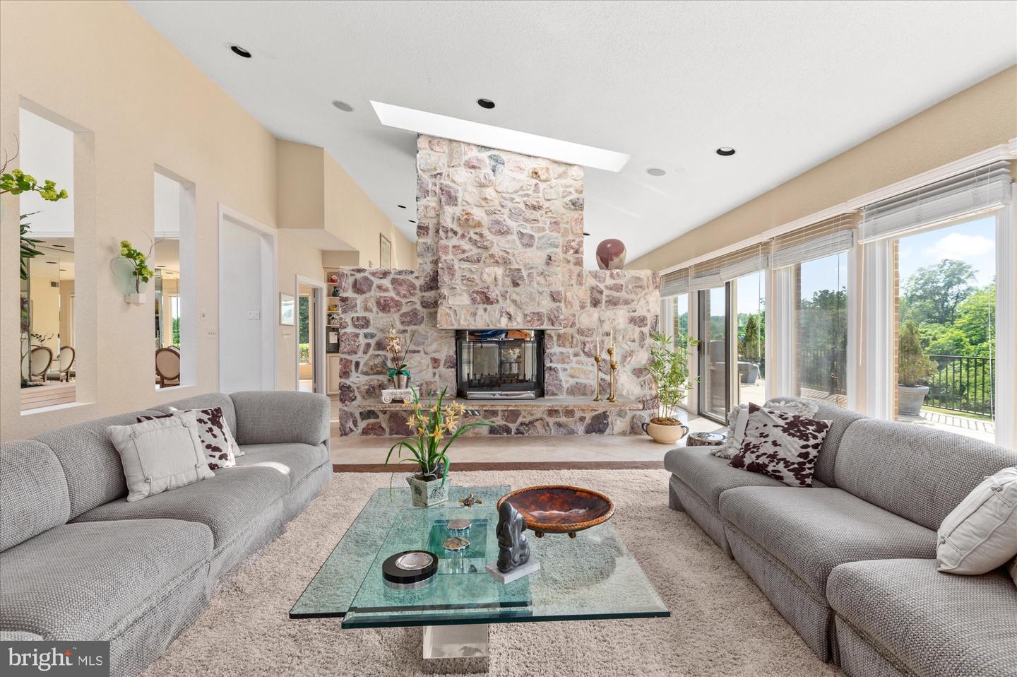11013 Balantre Ln