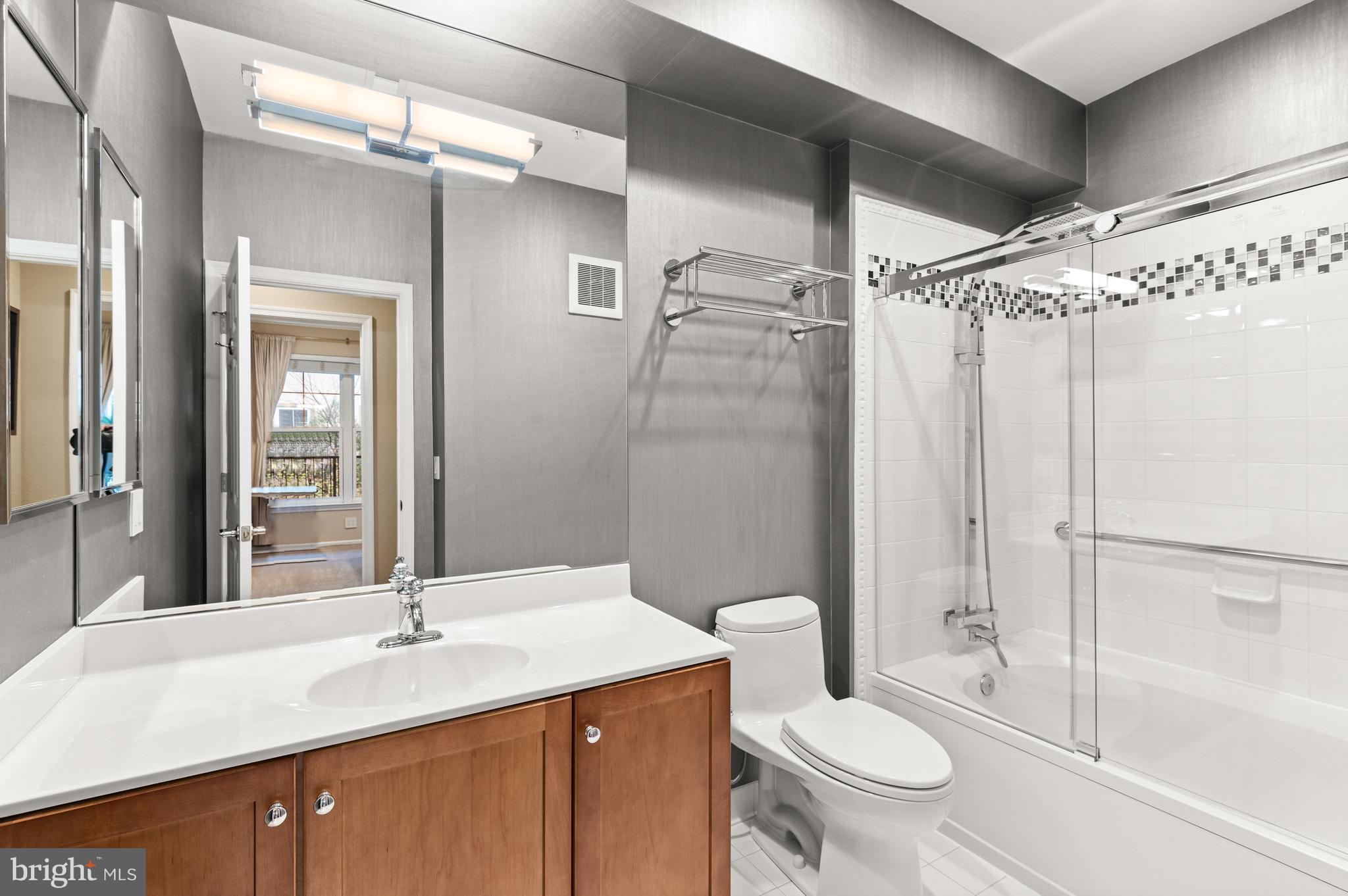 11800 Old Georgetown Rd #1221