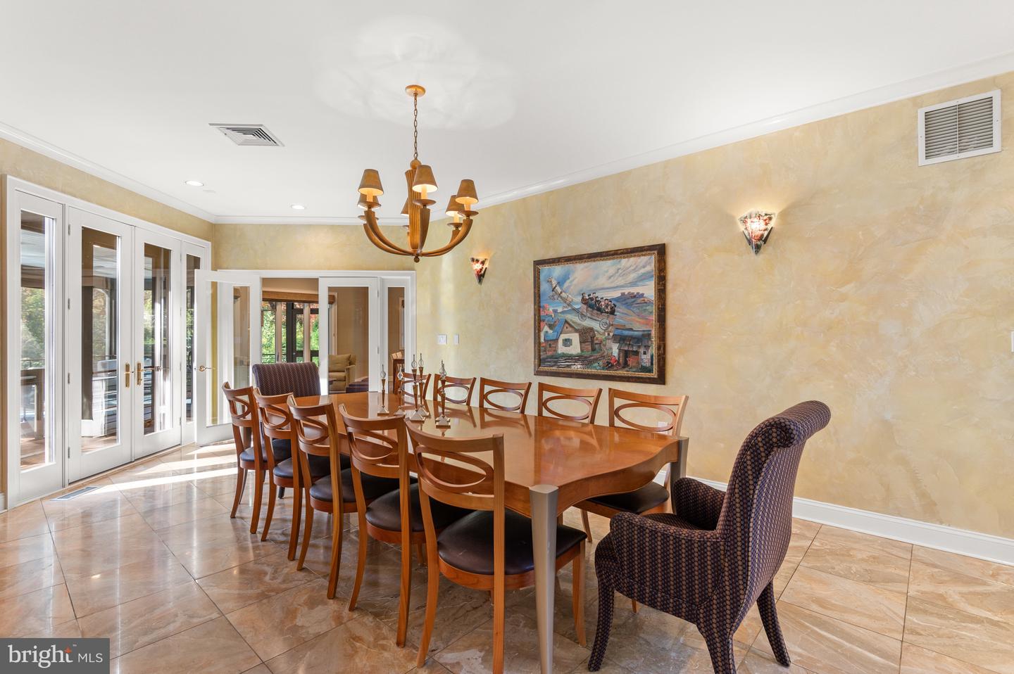11729 Gainsborough Rd