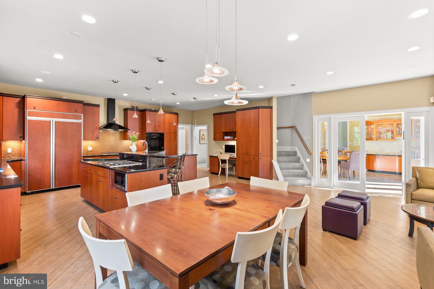 11729 Gainsborough Rd