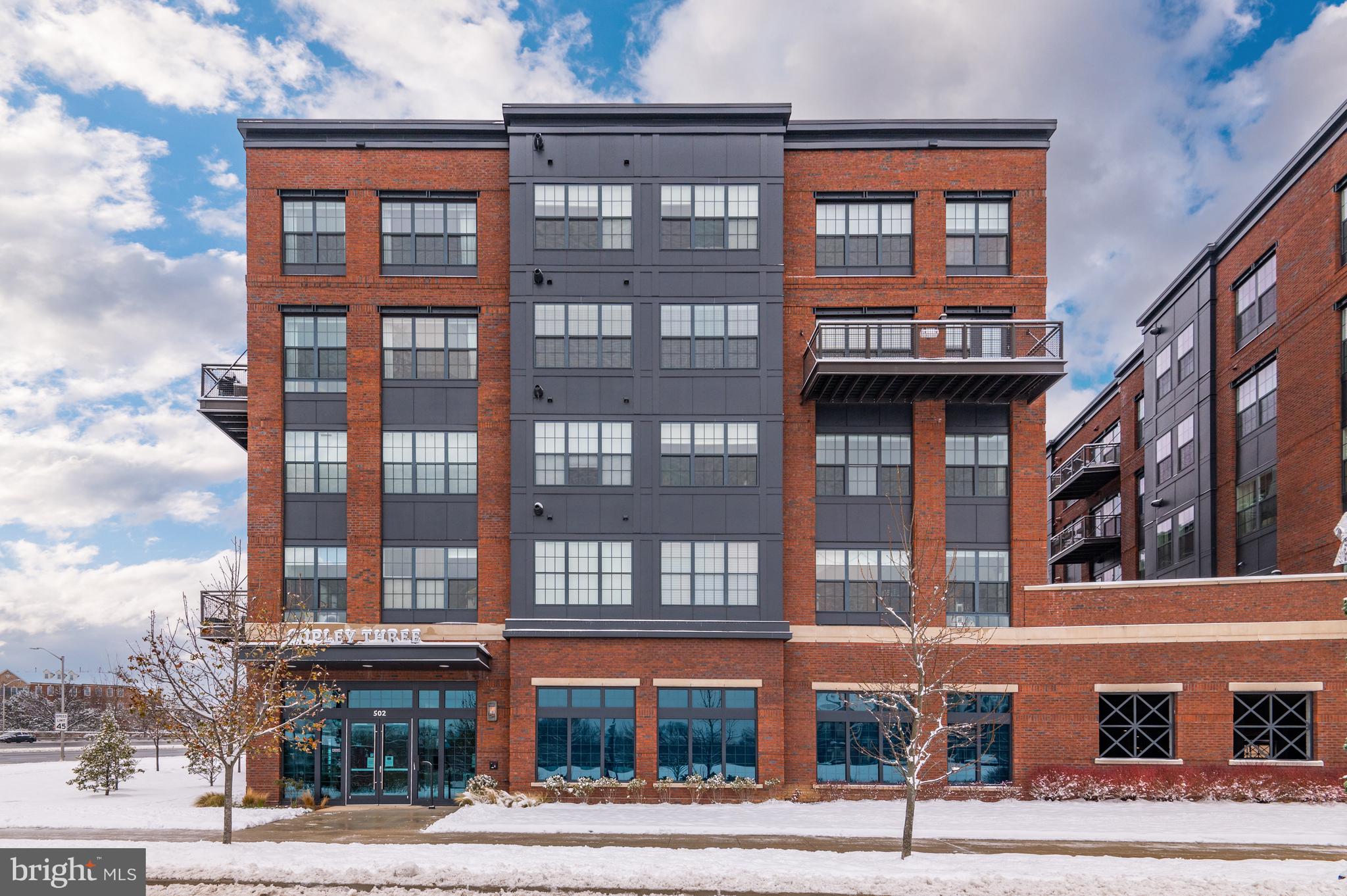 502 Diamondback Dr #305