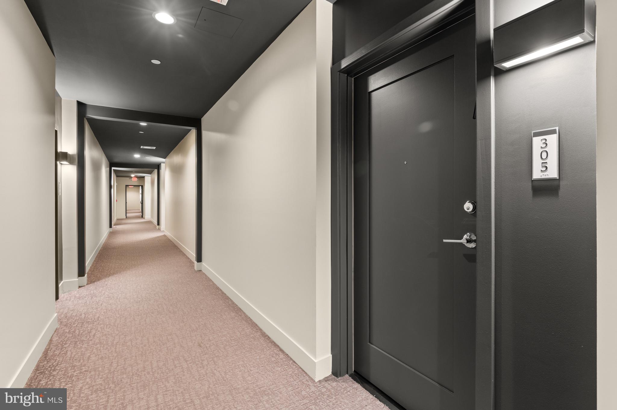 502 Diamondback Dr #305