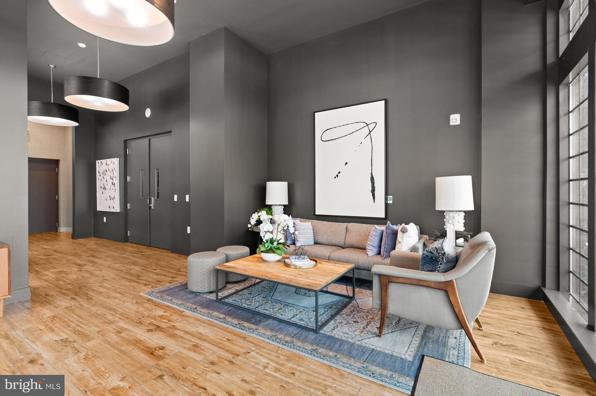 502 Diamondback Dr #305