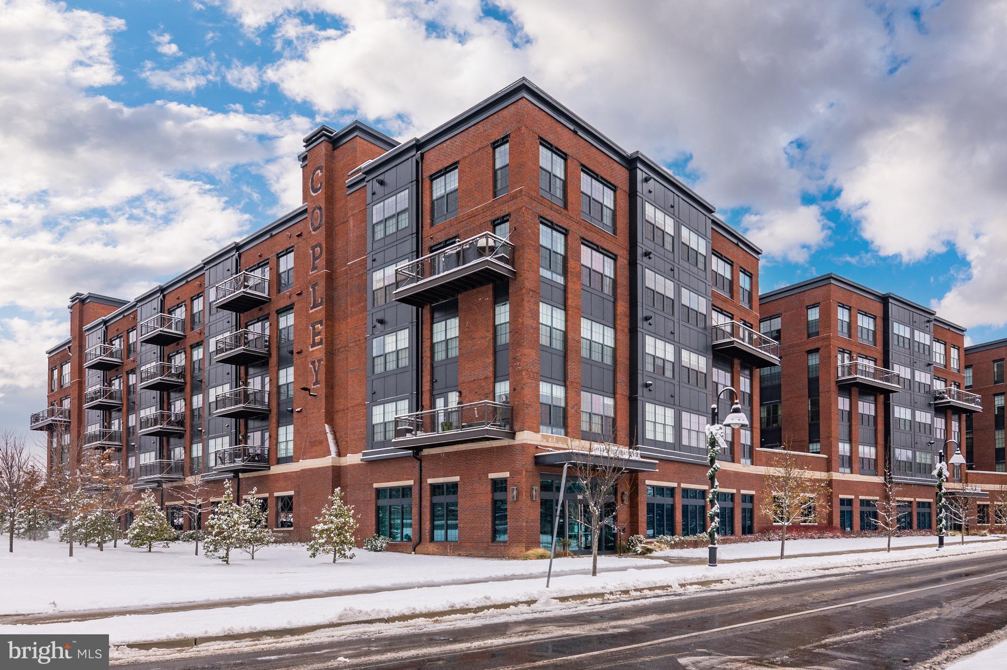 502 Diamondback Dr #305