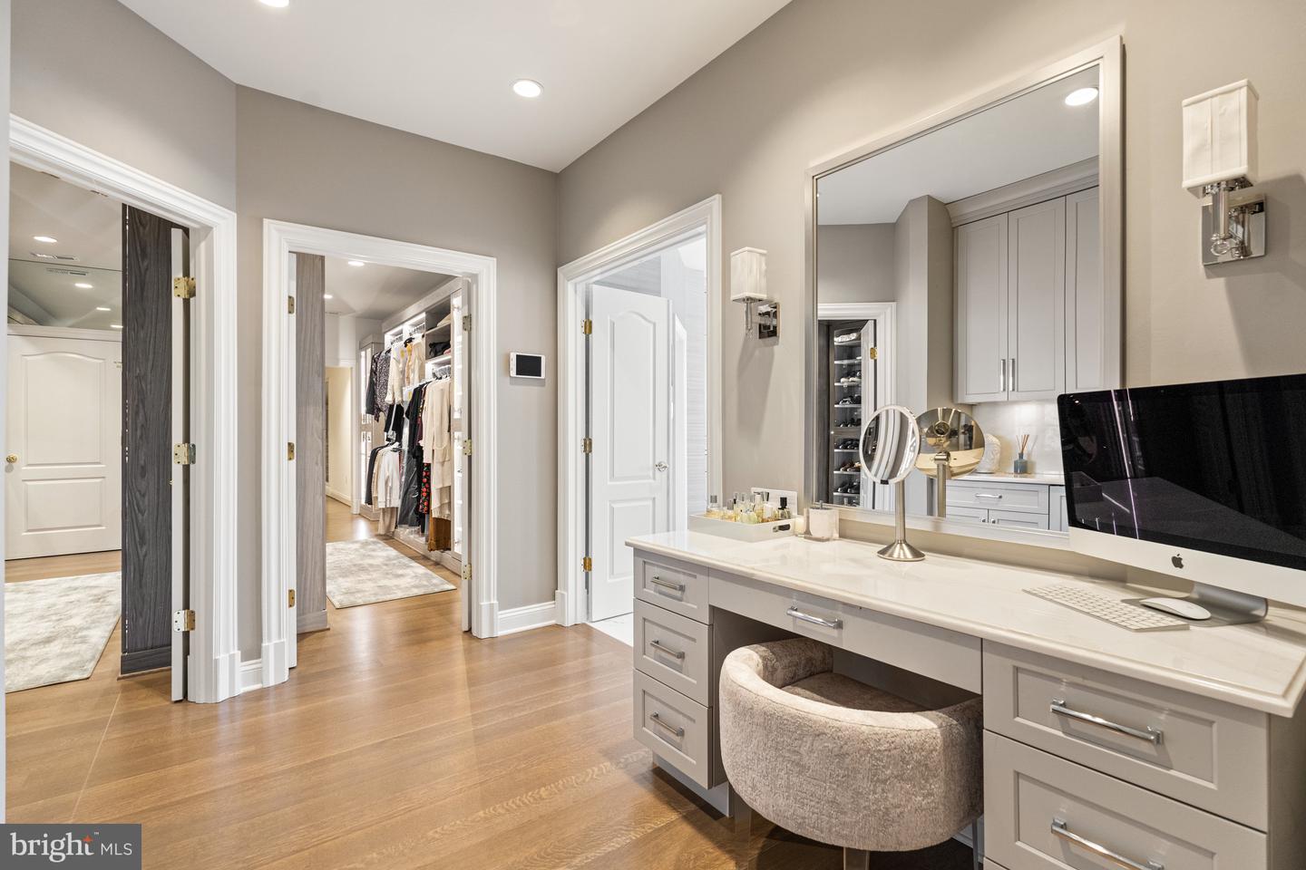 9837 Avenel Farm Dr
