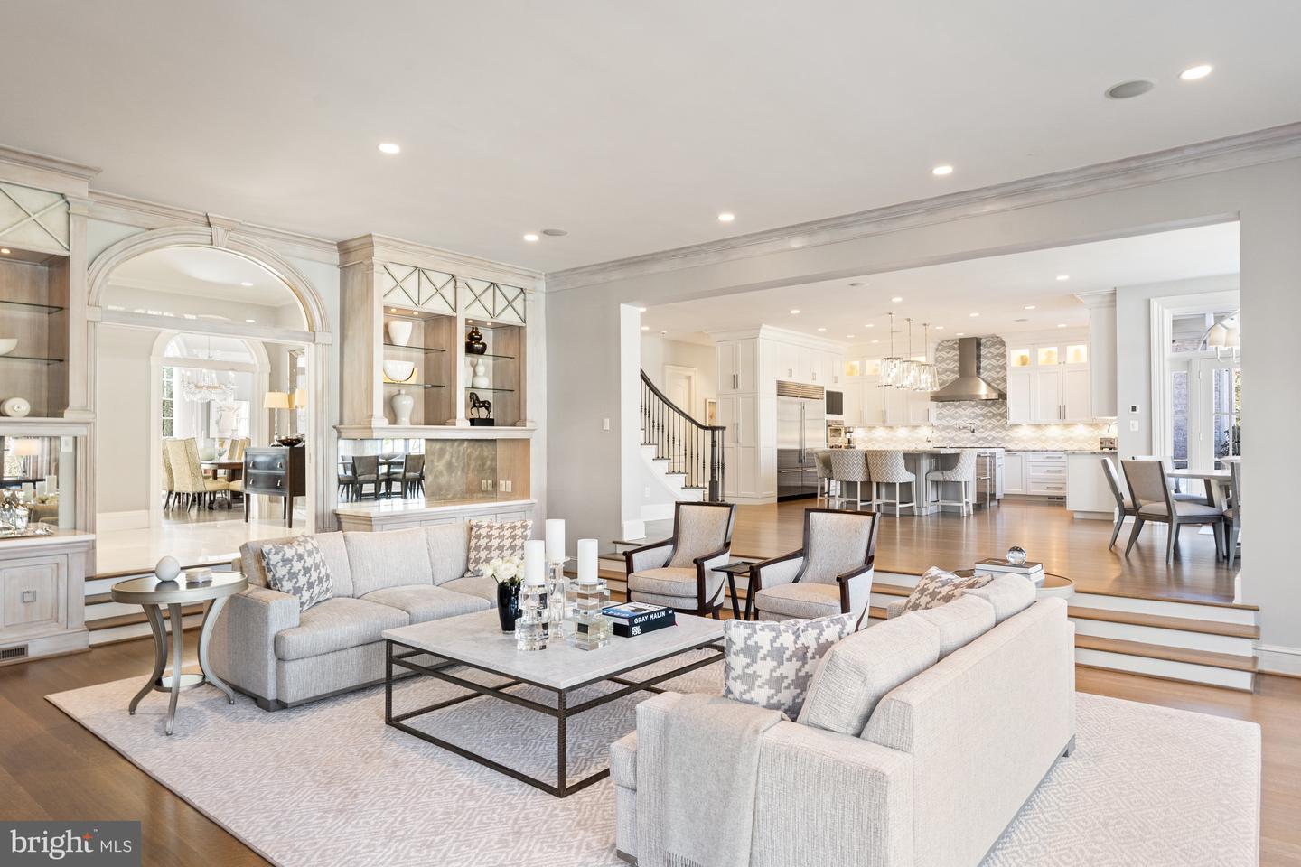 9837 Avenel Farm Dr