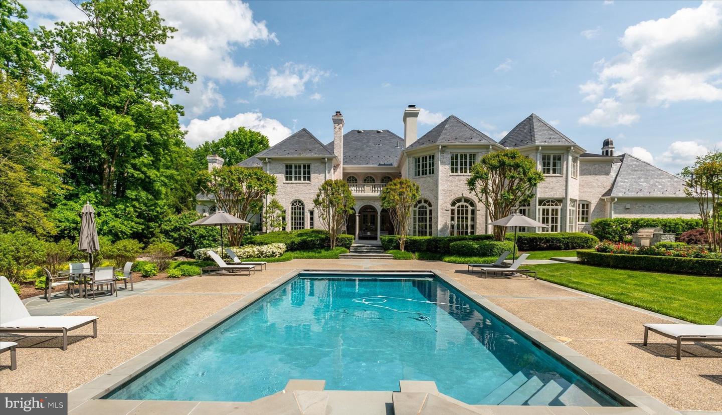 9837 Avenel Farm Dr