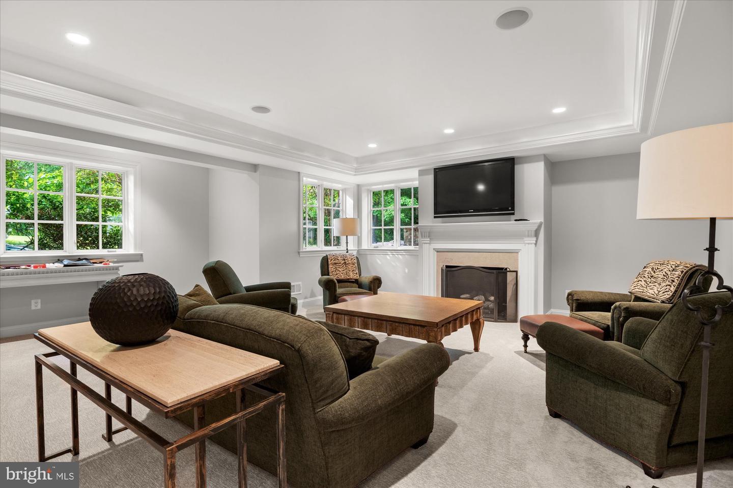 9837 Avenel Farm Dr