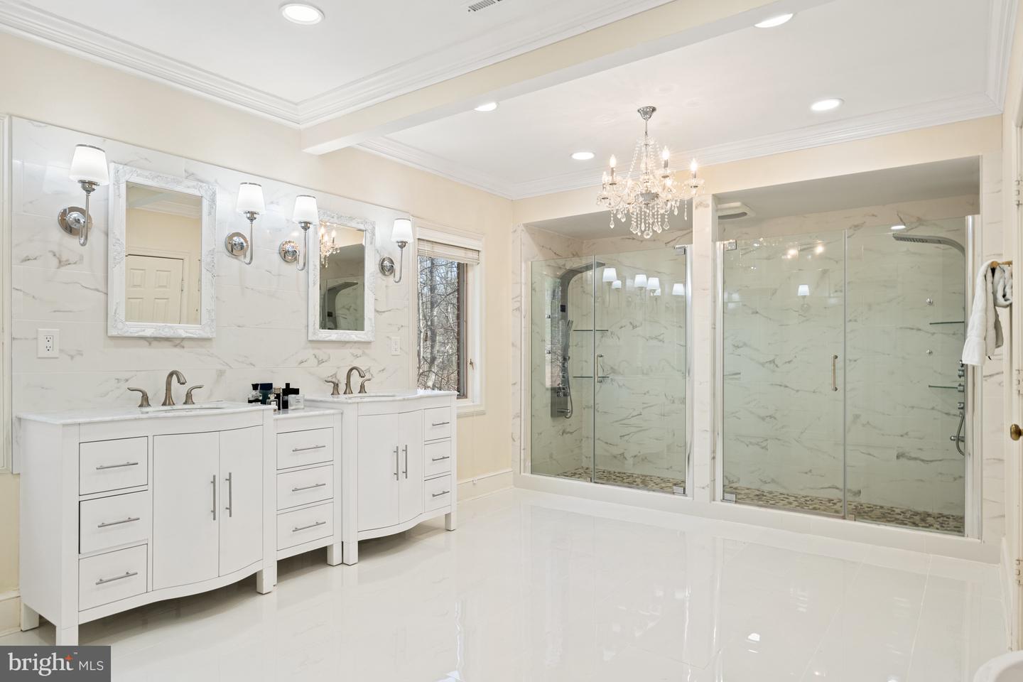 10908 Riverwood Dr