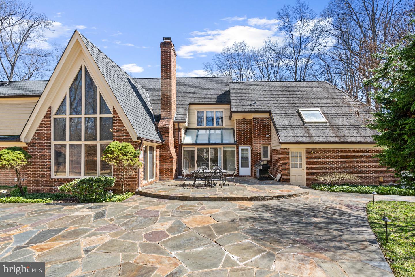 10908 Riverwood Dr