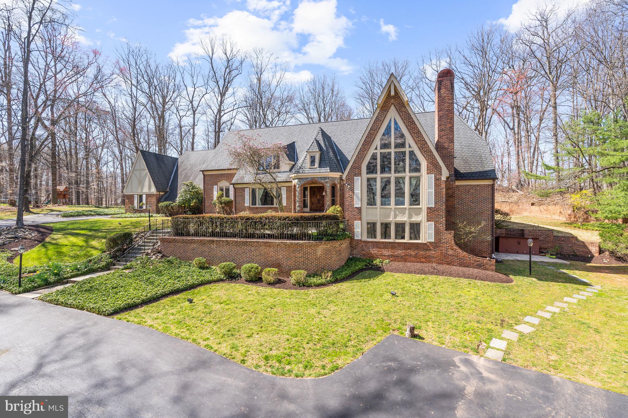 10908 Riverwood Dr