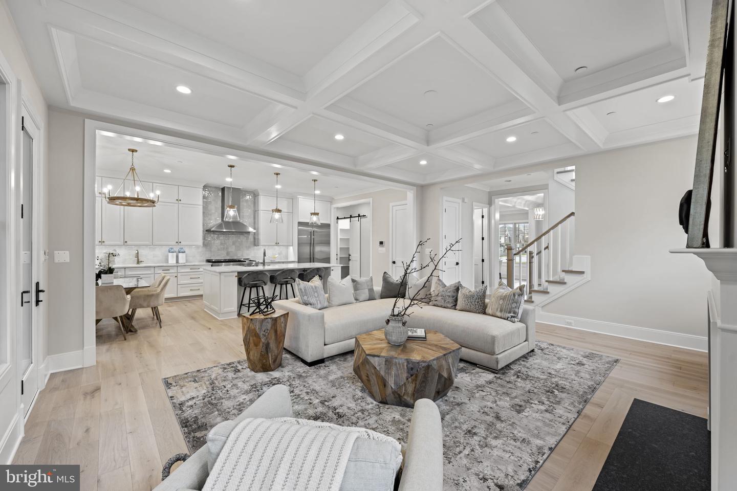 7721 Mary Cassatt Dr