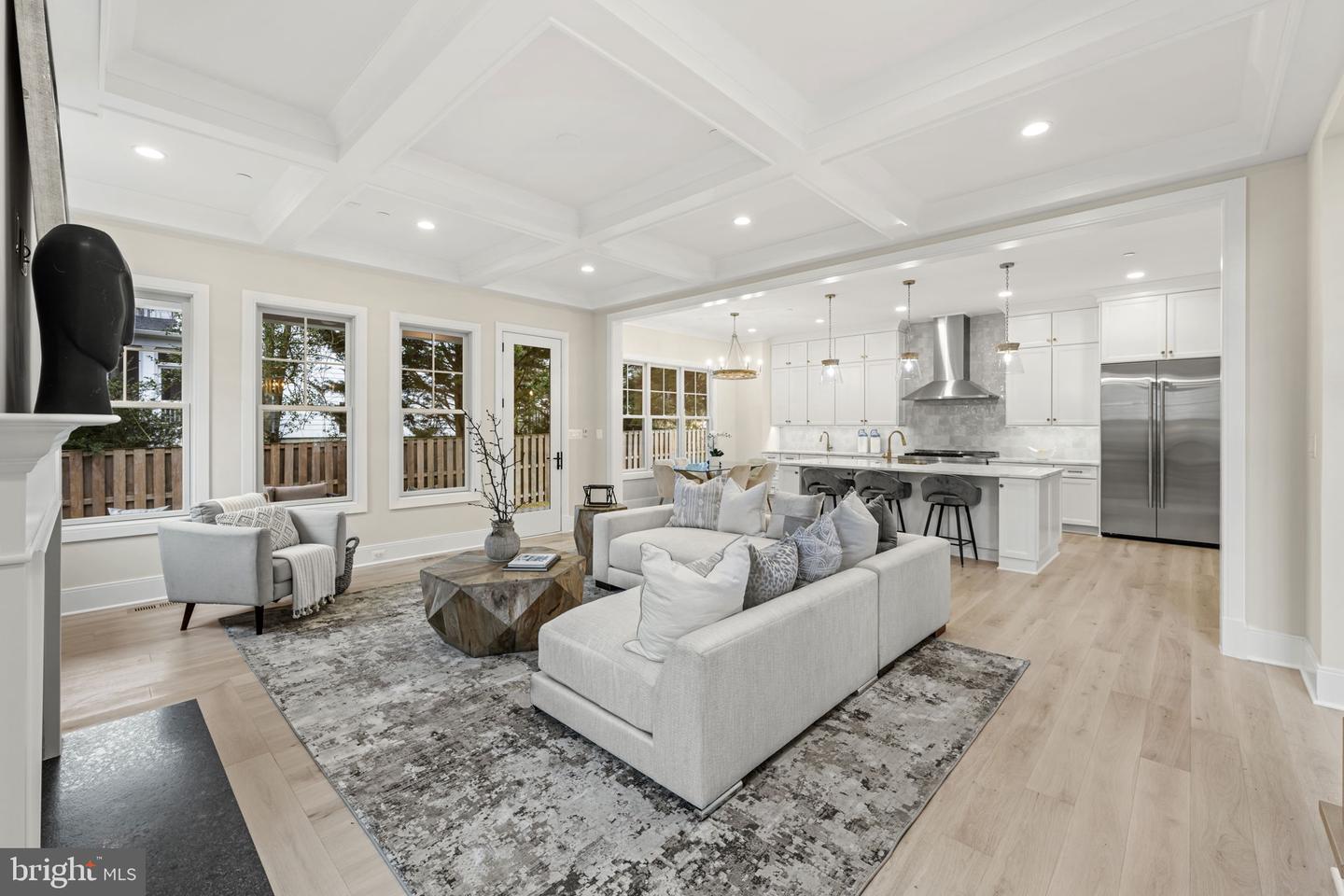 7721 Mary Cassatt Dr
