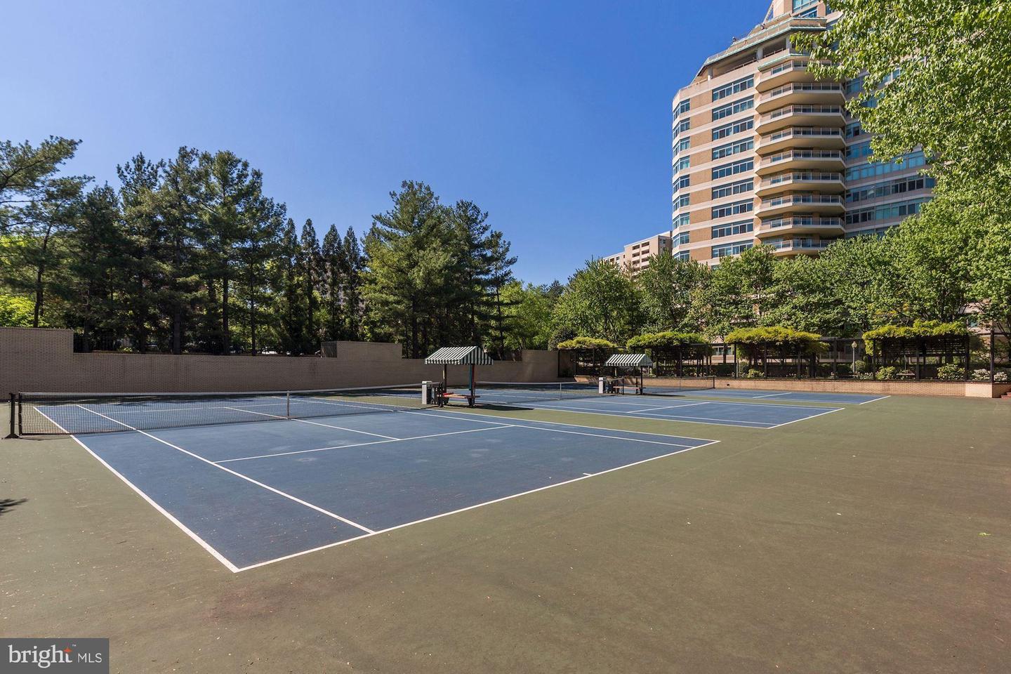 5610 Wisconsin Ave #107