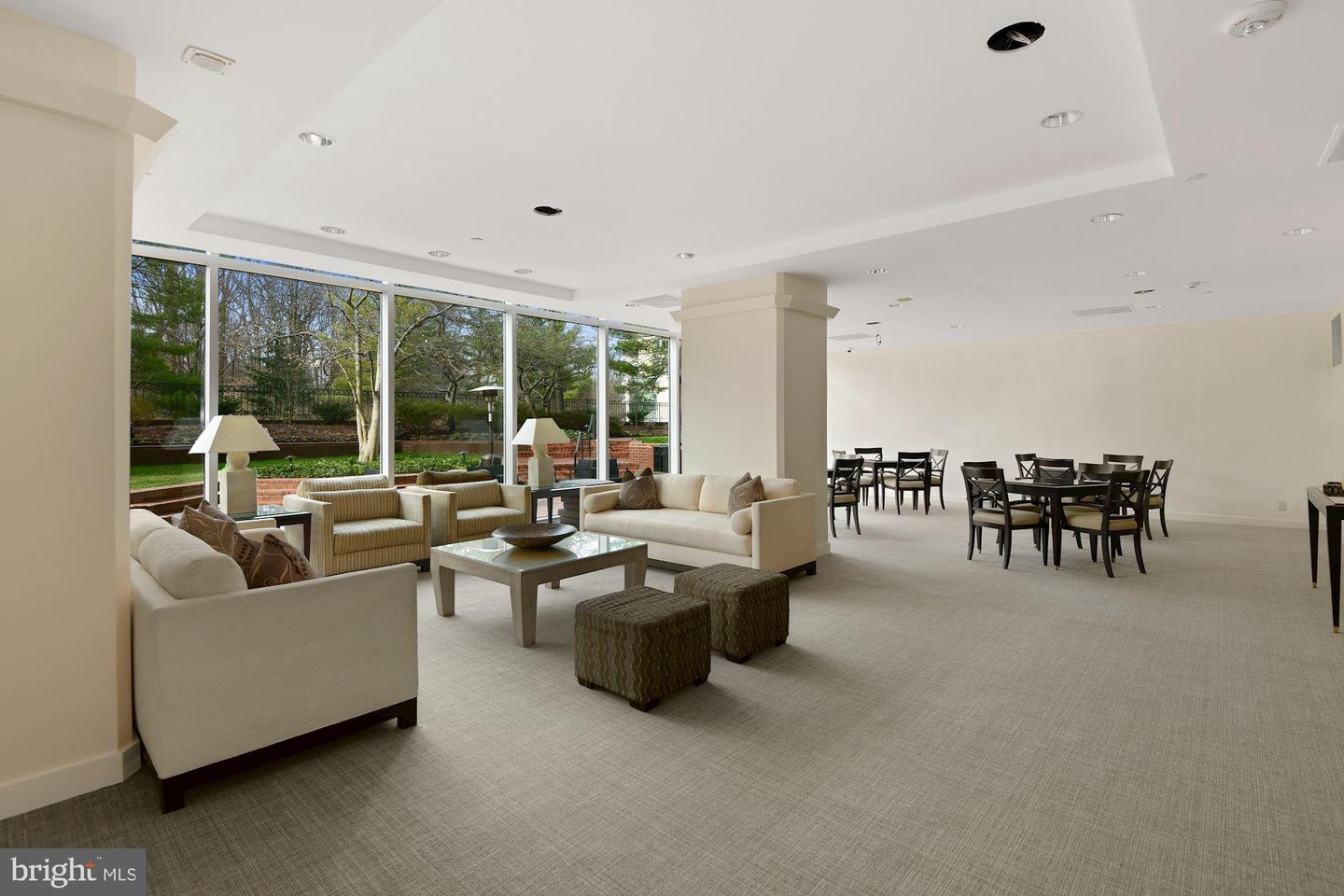 5610 Wisconsin Ave #107