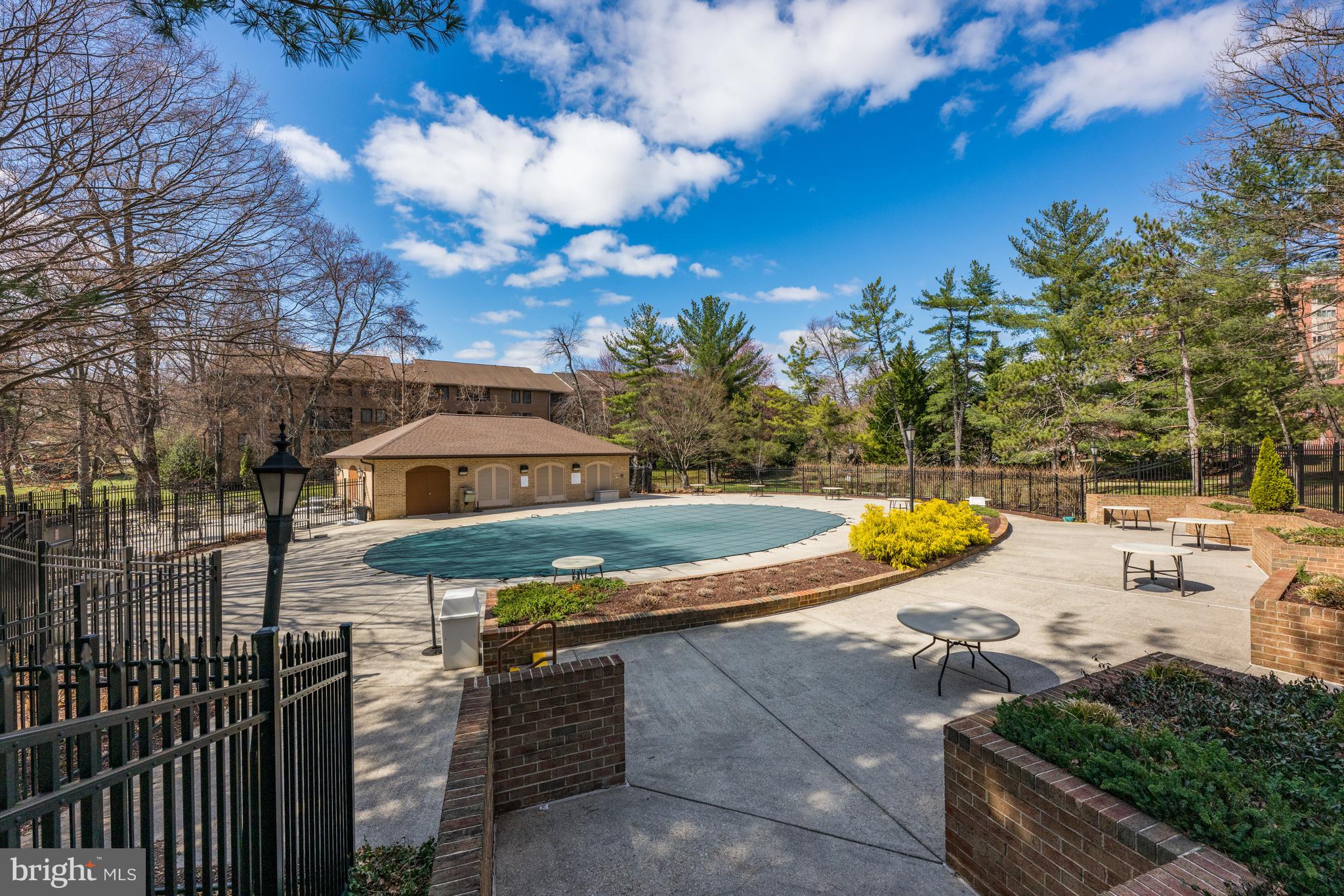 11400 Strand Dr #R-310