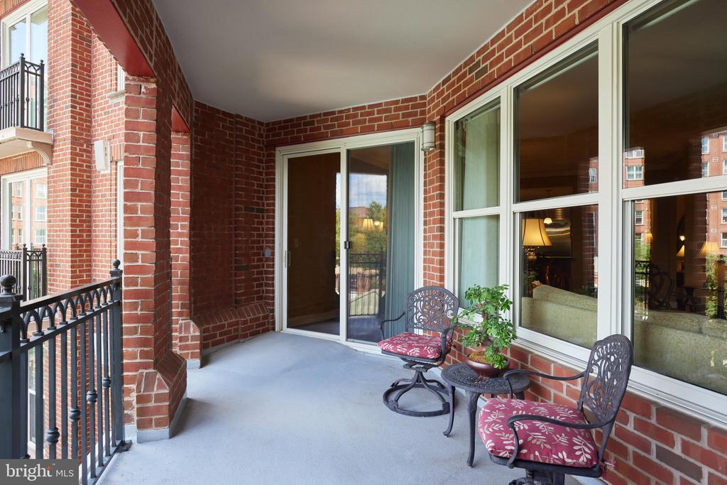 12500 Park Potomac Ave #409s