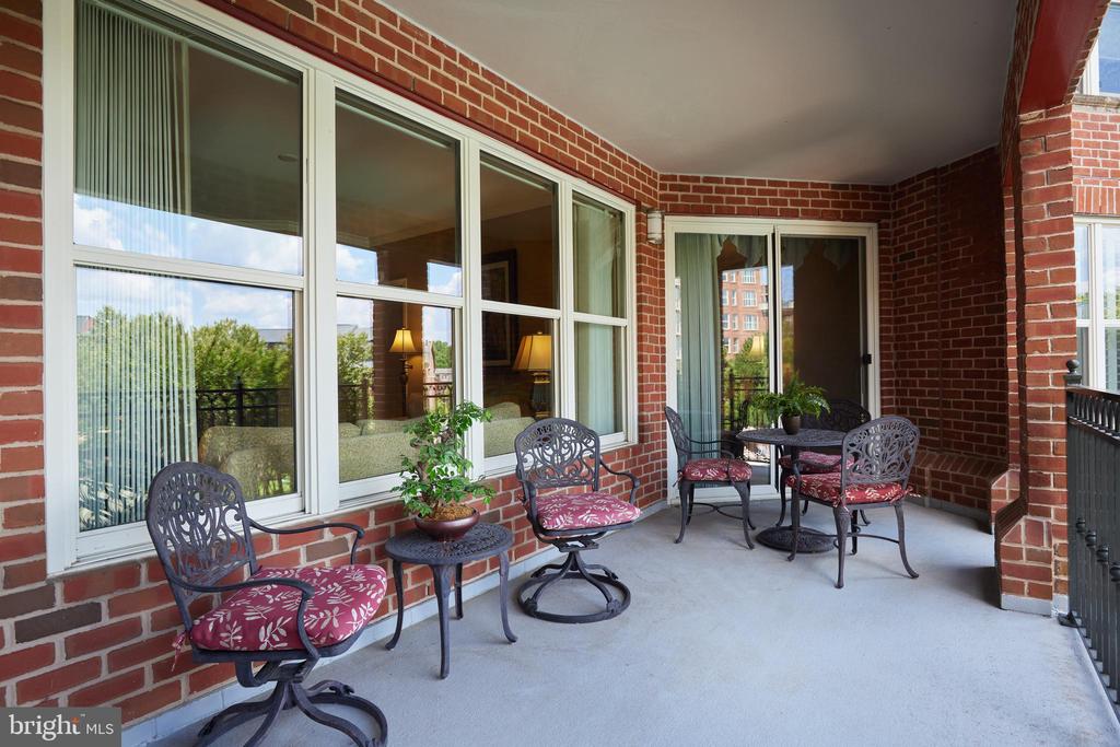 12500 Park Potomac Ave #409s