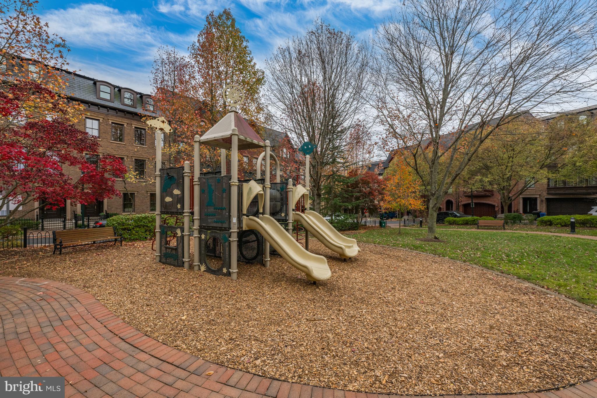 12547 Ansin Circle Dr