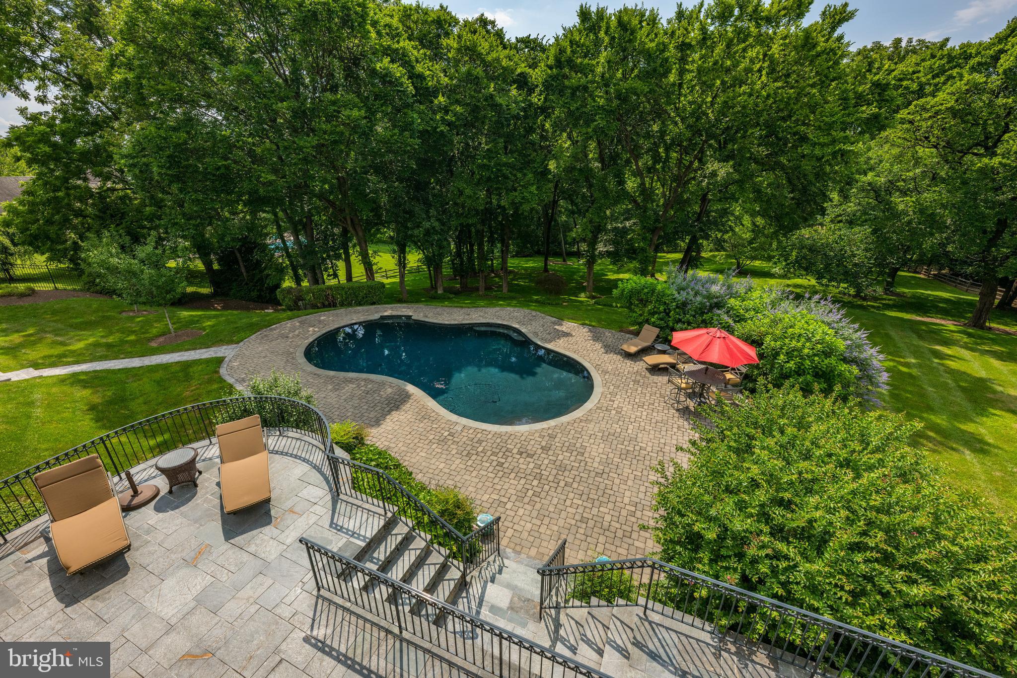10736 Ardnave Pl