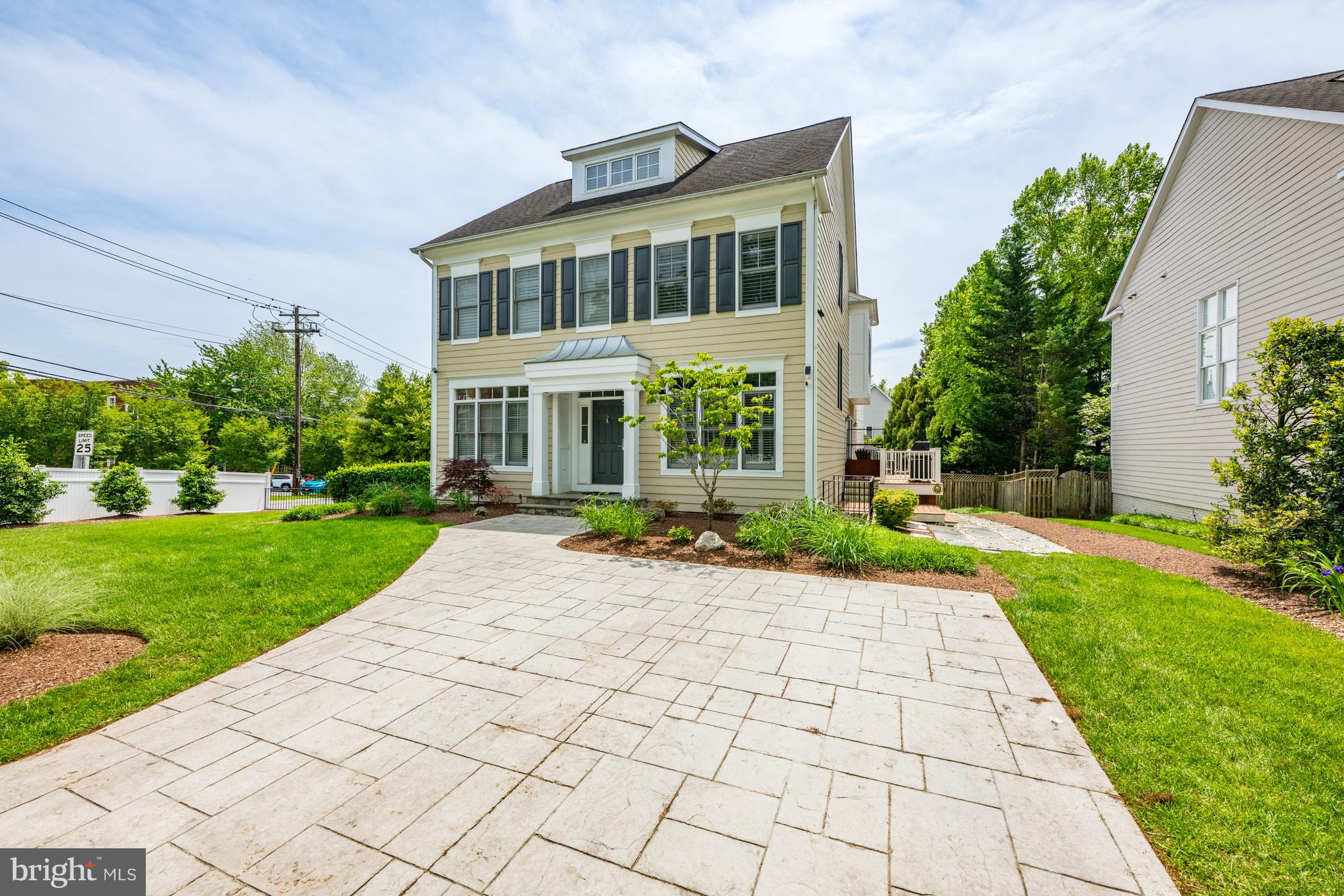 5102 MANNING DRIVE