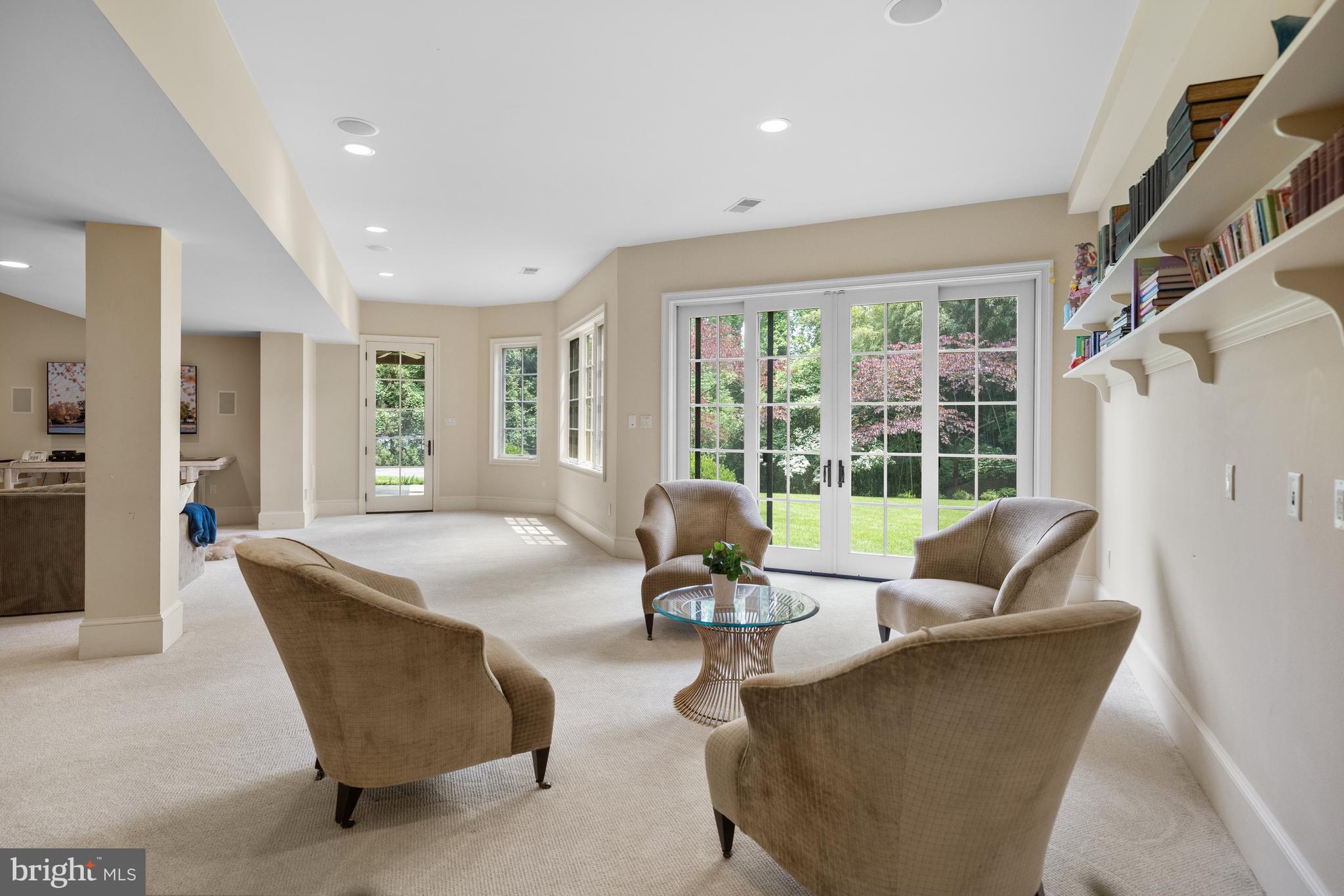10 BURNING TREE COURT