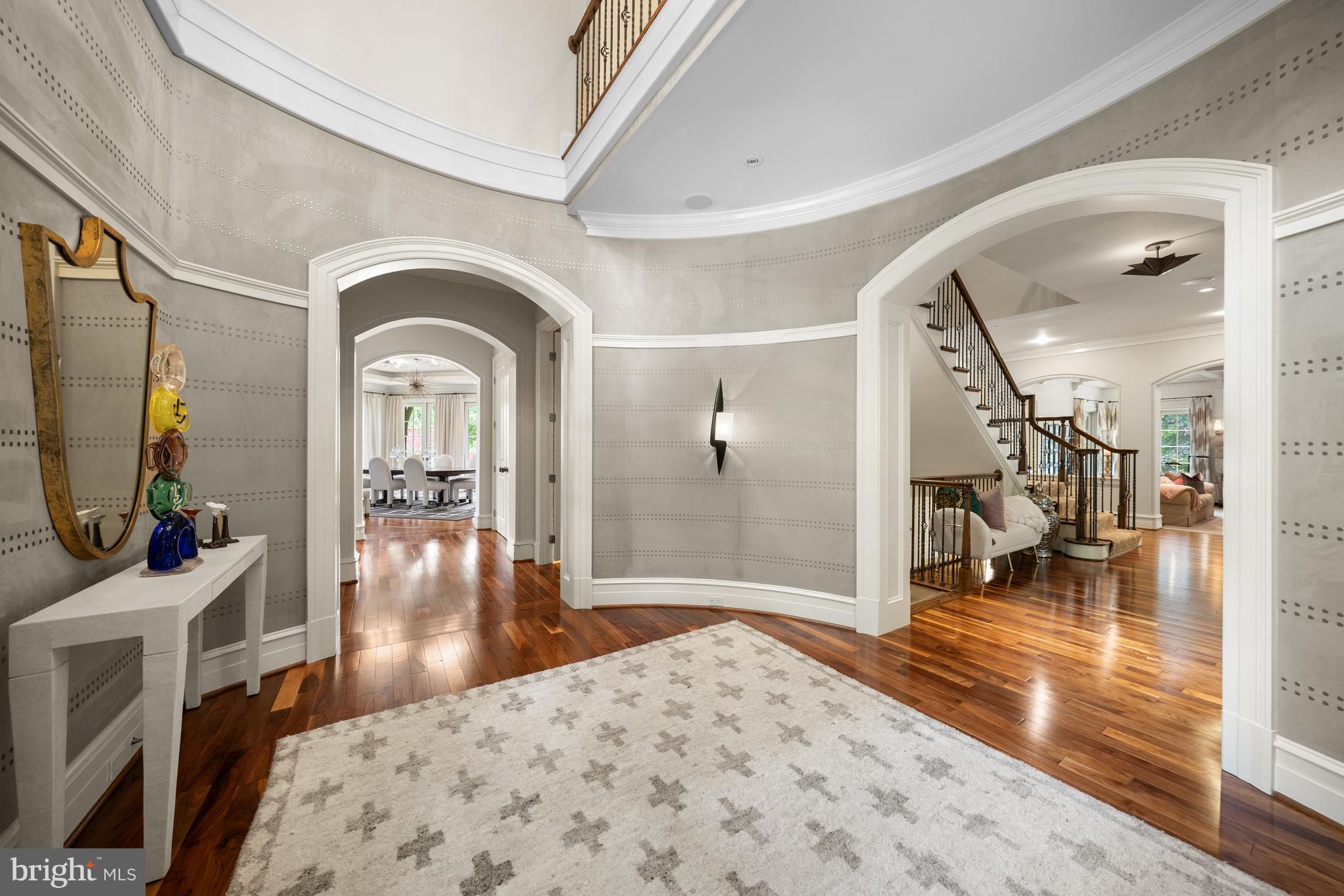 10 BURNING TREE COURT