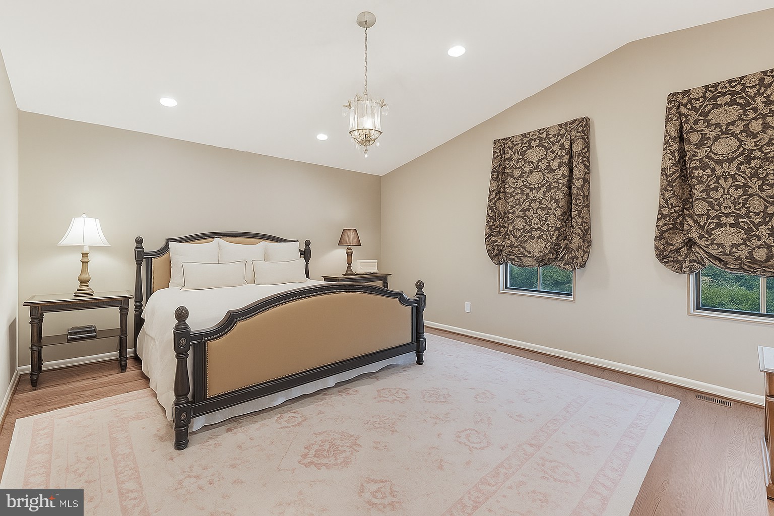 2 PINEY MEETINGHOUSE COURT