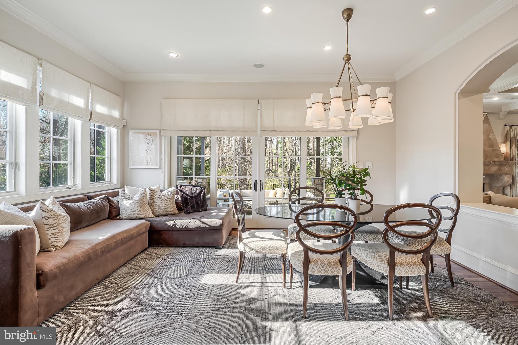 10 BURNING TREE COURT