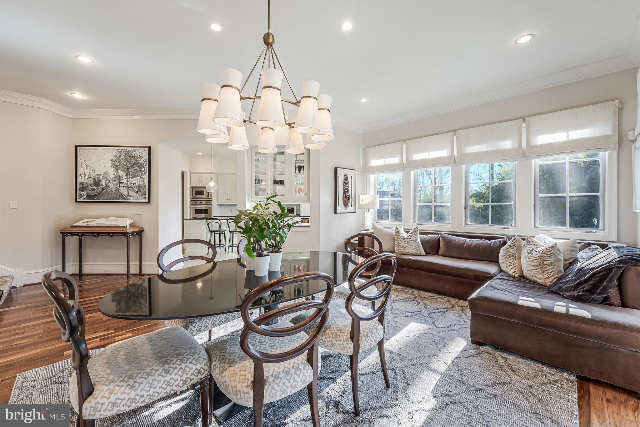 10 BURNING TREE COURT