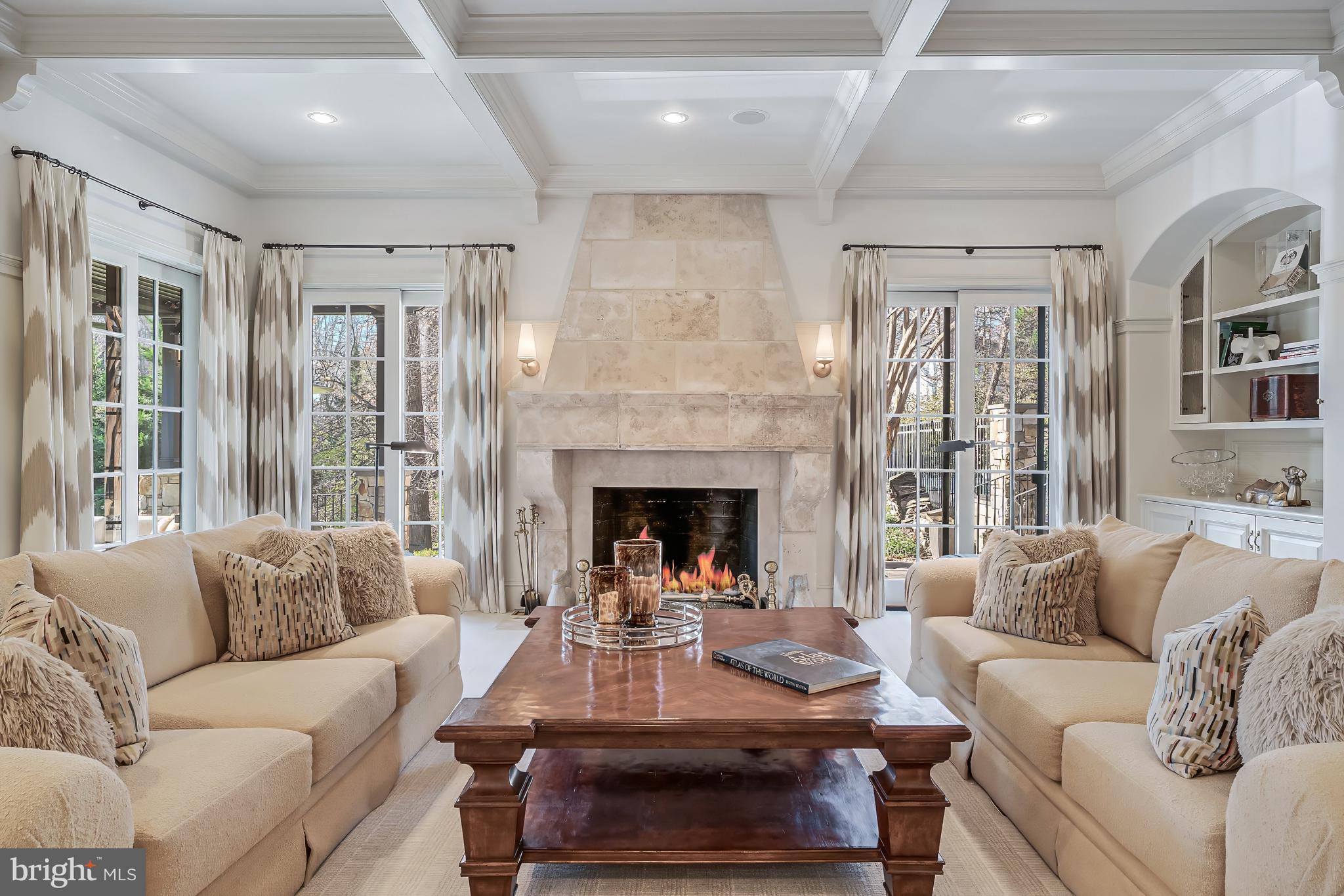10 BURNING TREE COURT
