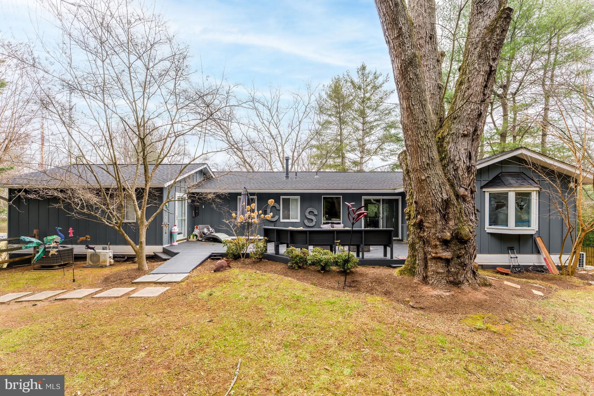 9812 BETTEKER LANE