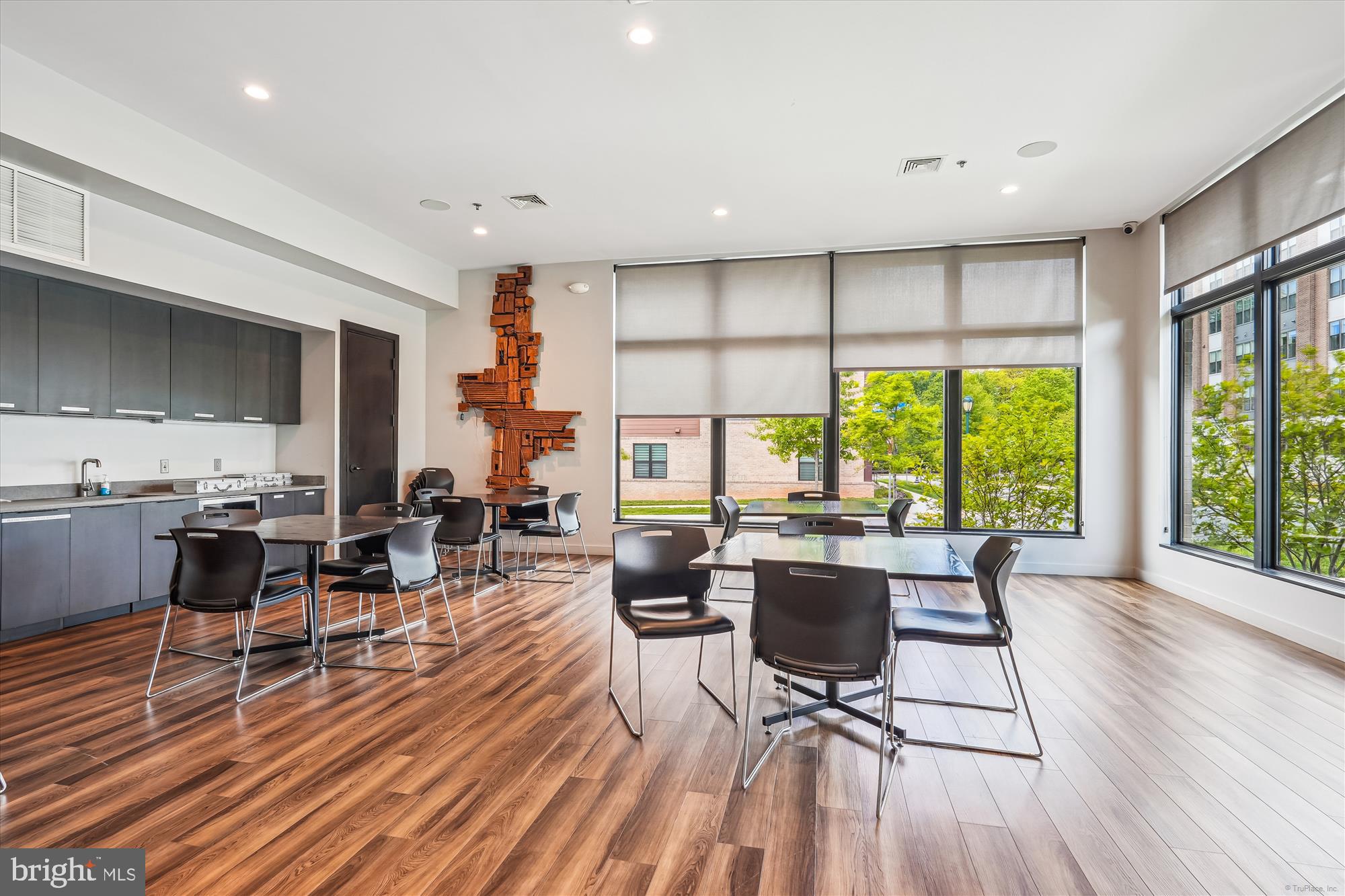 3510 BELLFLOWER LANE