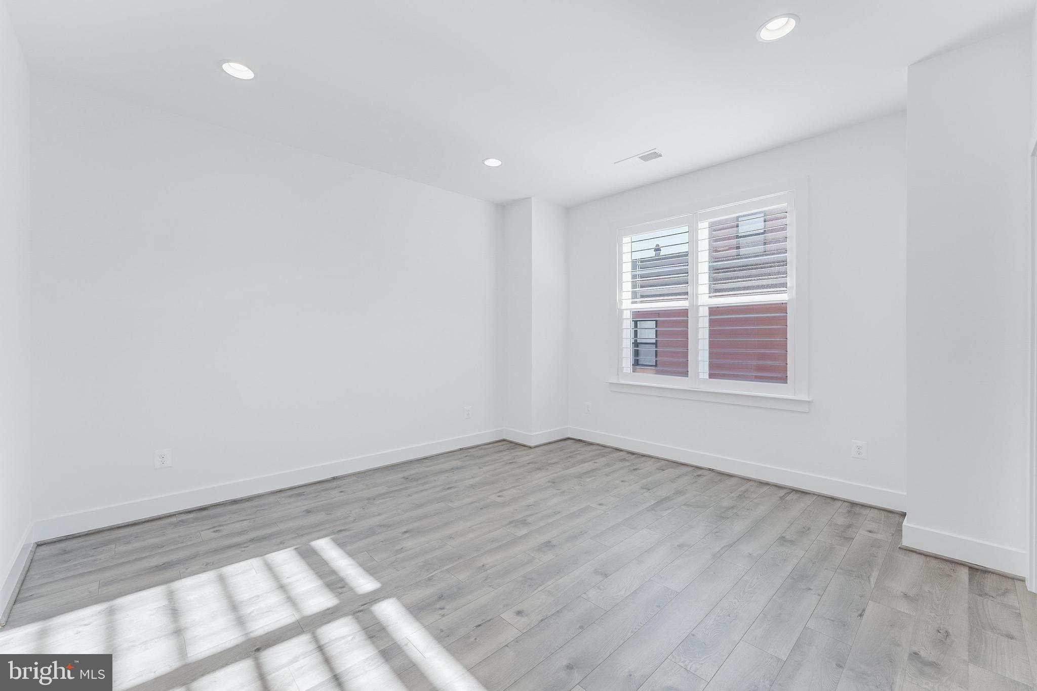 3510 BELLFLOWER LANE