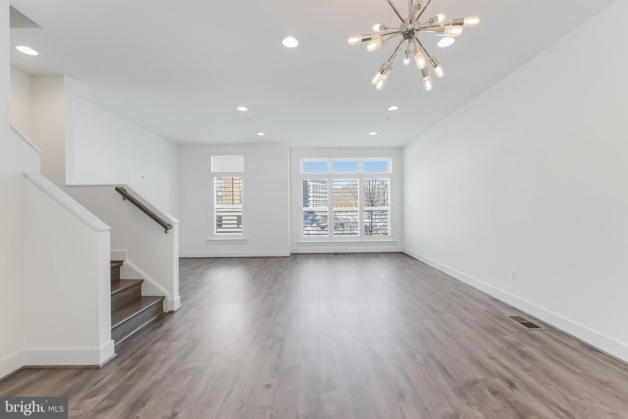 3510 BELLFLOWER LANE