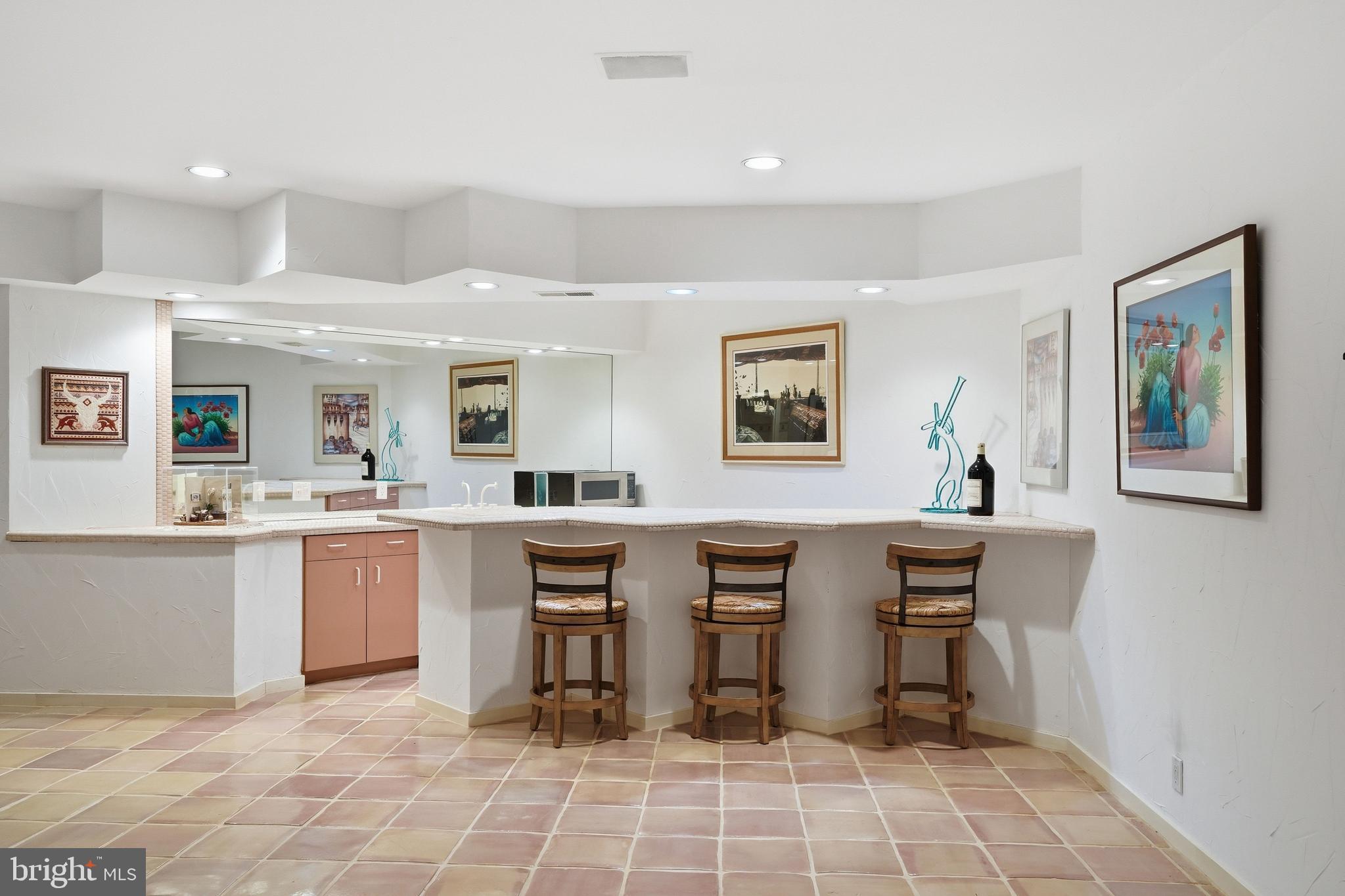 9 OAKLYN COURT