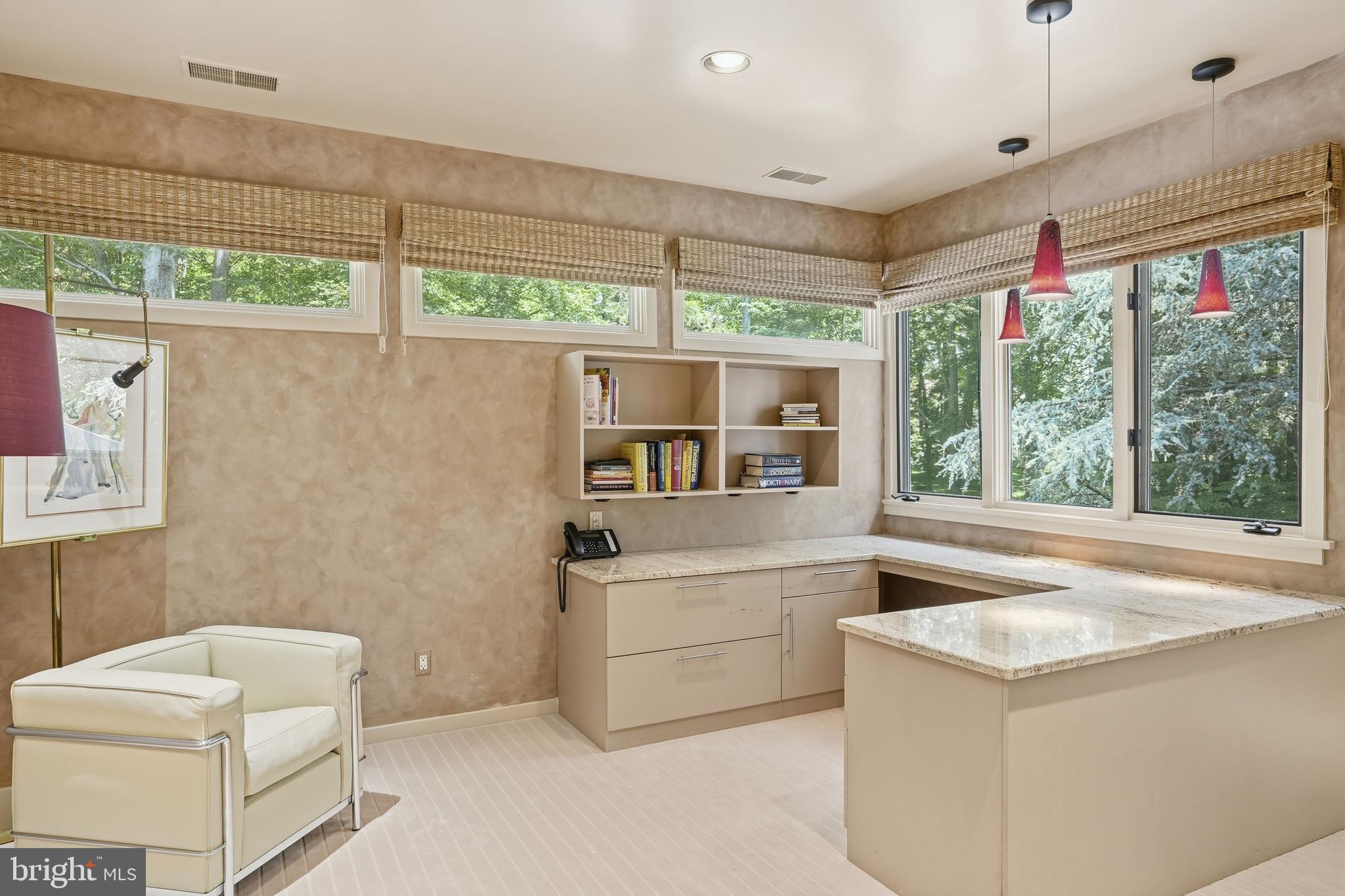 9 OAKLYN COURT