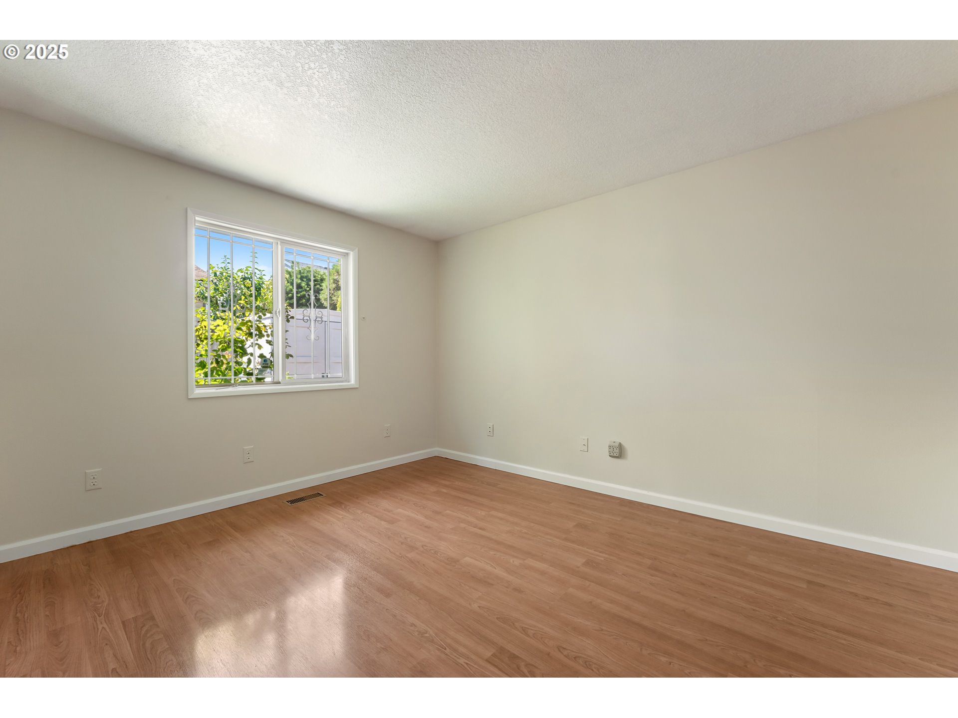 14868 NE THOMPSON CT