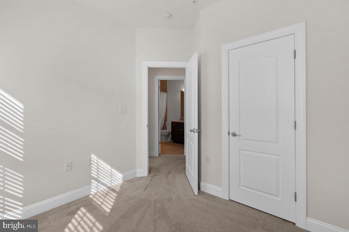 415 N Upton COURT