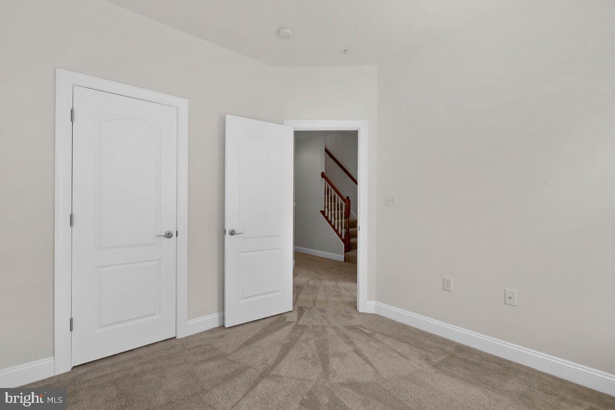 415 N Upton COURT
