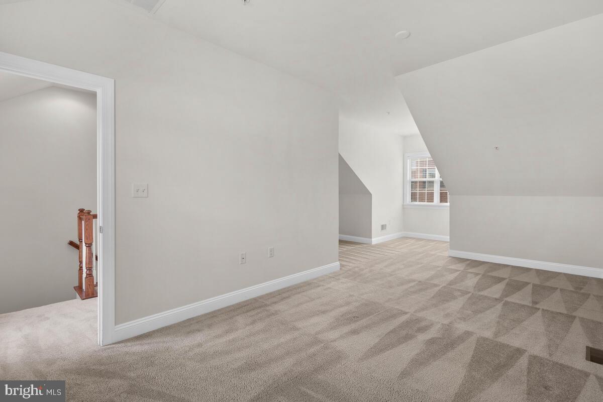 415 N Upton COURT