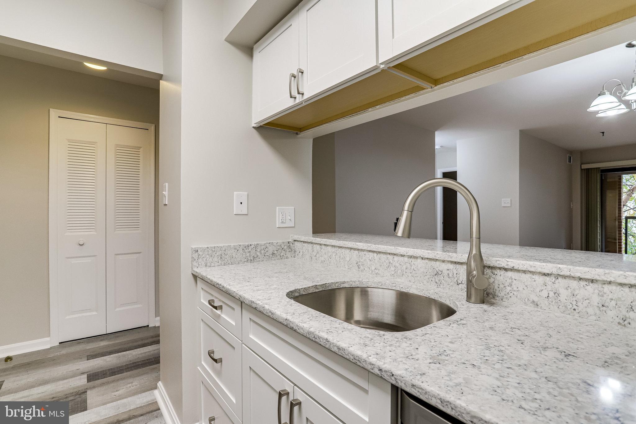1029 N Stuart Street Unit: 306