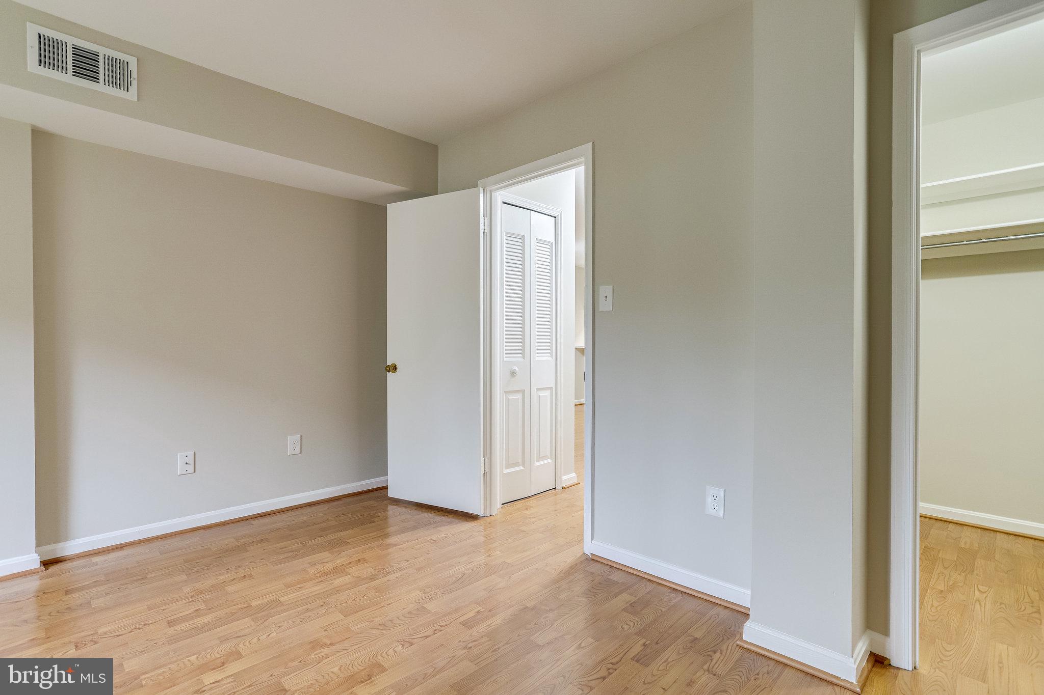 1029 N Stuart Street Unit: 306