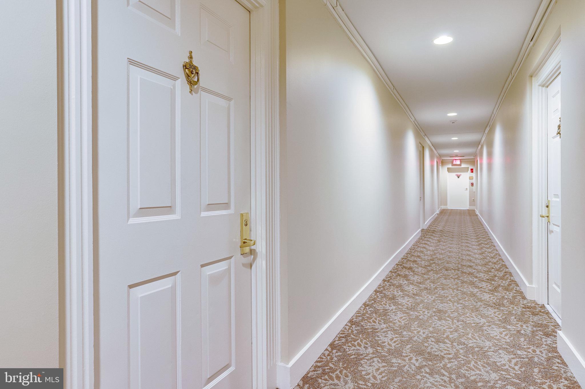 1029 N Stuart Street Unit: 306