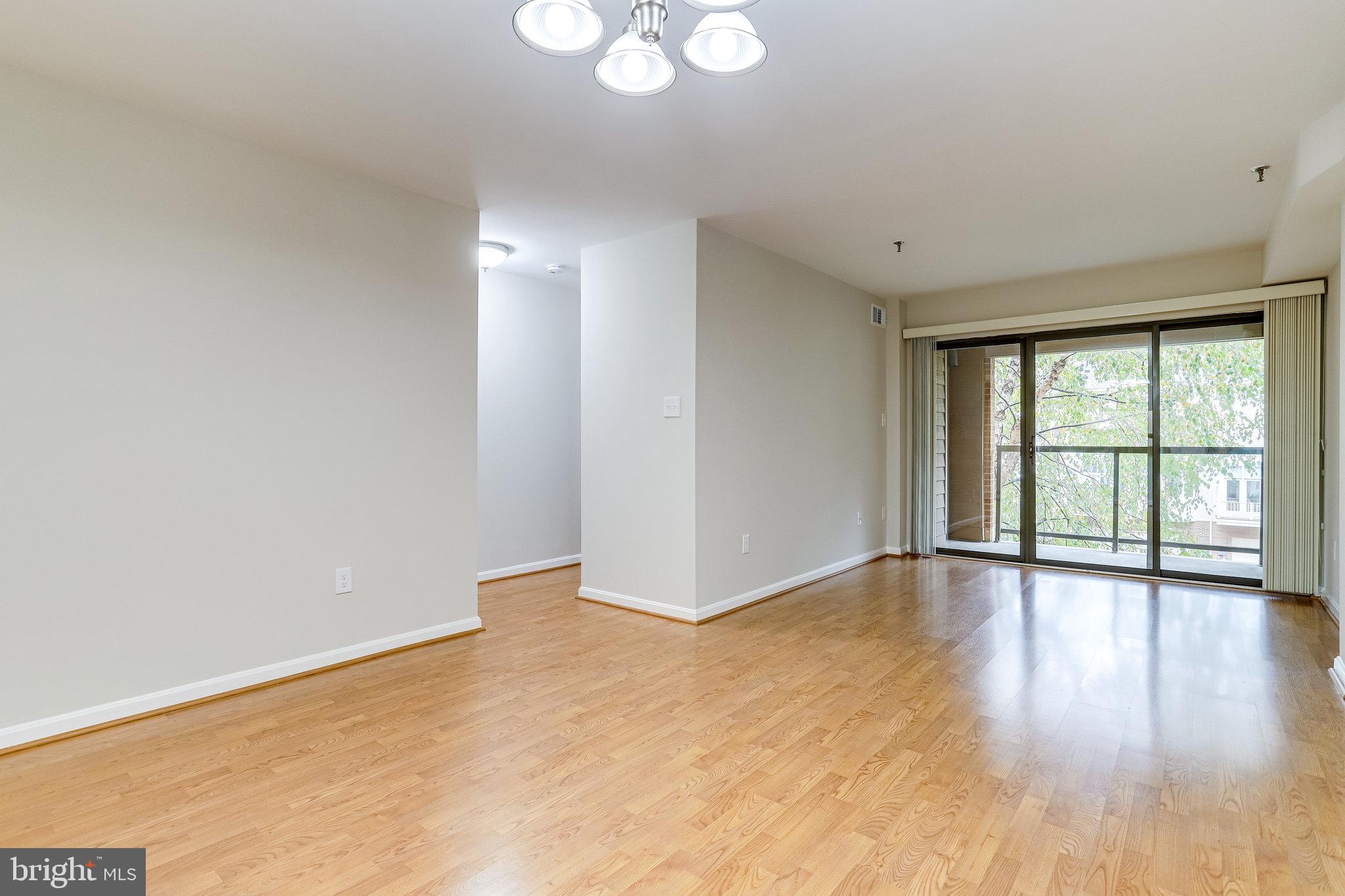 1029 N Stuart Street Unit: 306